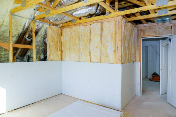 Best DIY Insulation Kits and Guidance in Fall Creek, WI